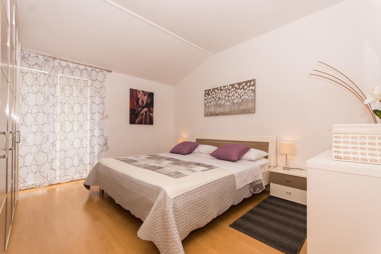 Apartments Barba Trogir Kültér fotó